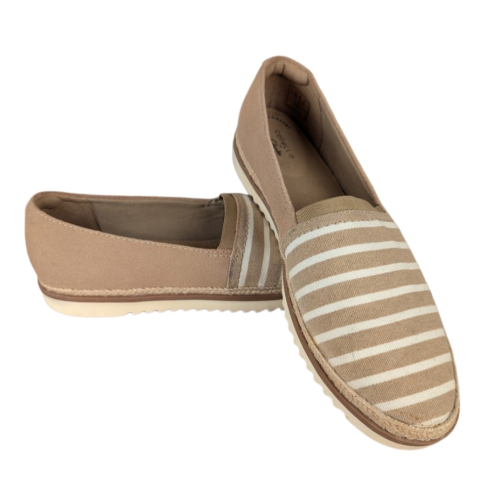Clarks Serena Paige striped size 9 slip on flats